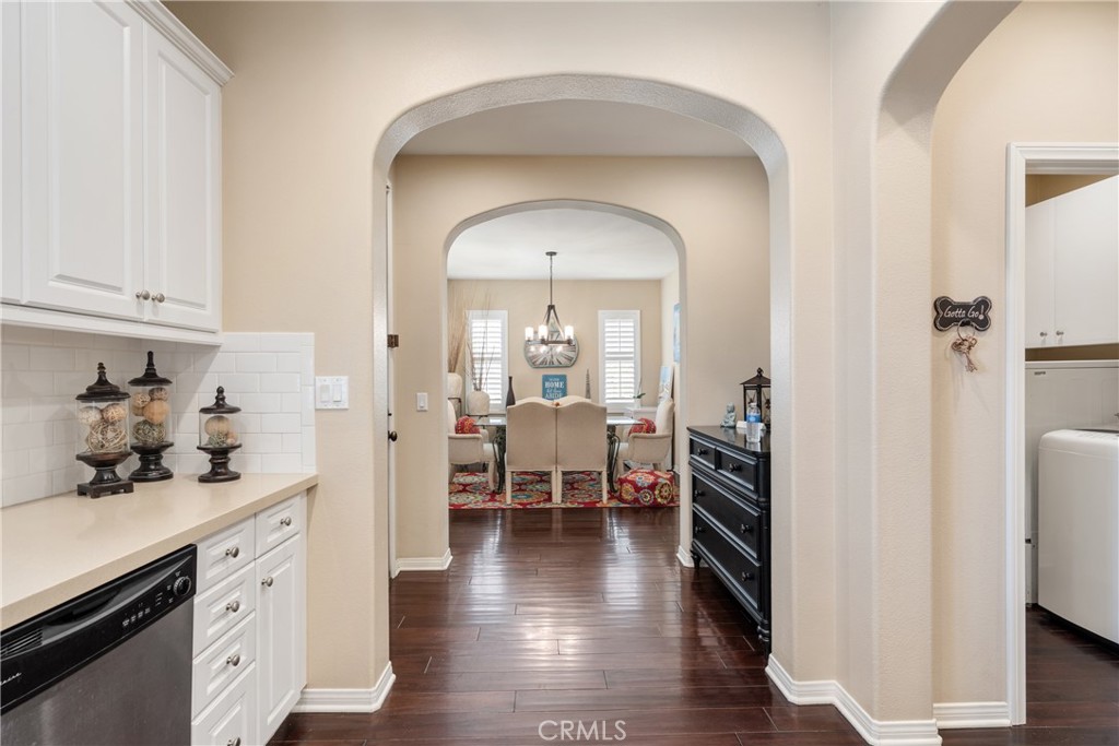 8395 Edgewood Street