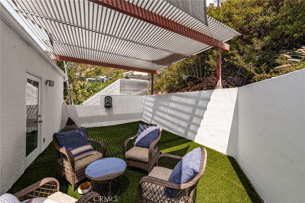 1690 N Crescent Heights