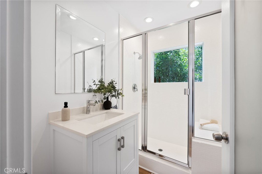 1690 N Crescent Heights