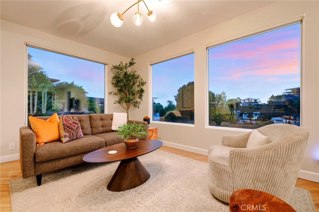 1690 N Crescent Heights