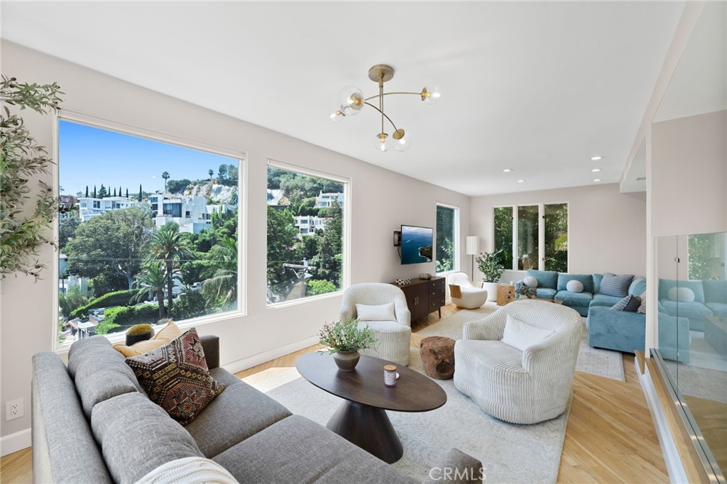 1690 N Crescent Heights