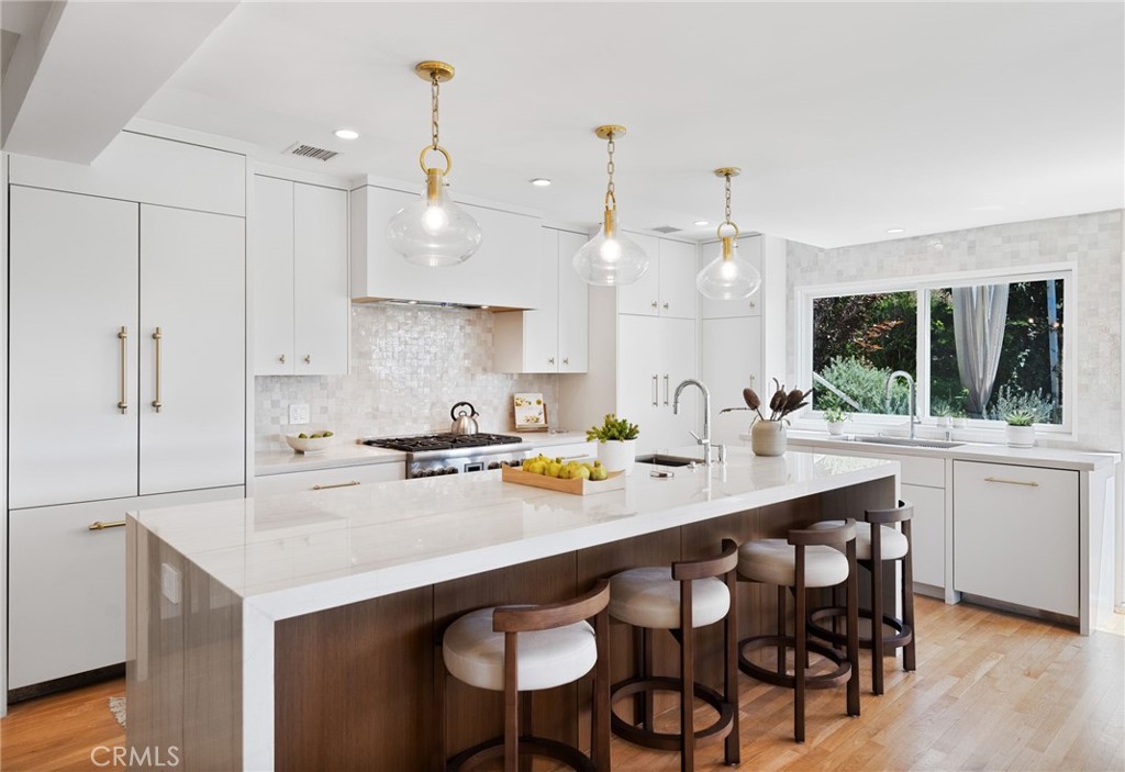 1690 N Crescent Heights