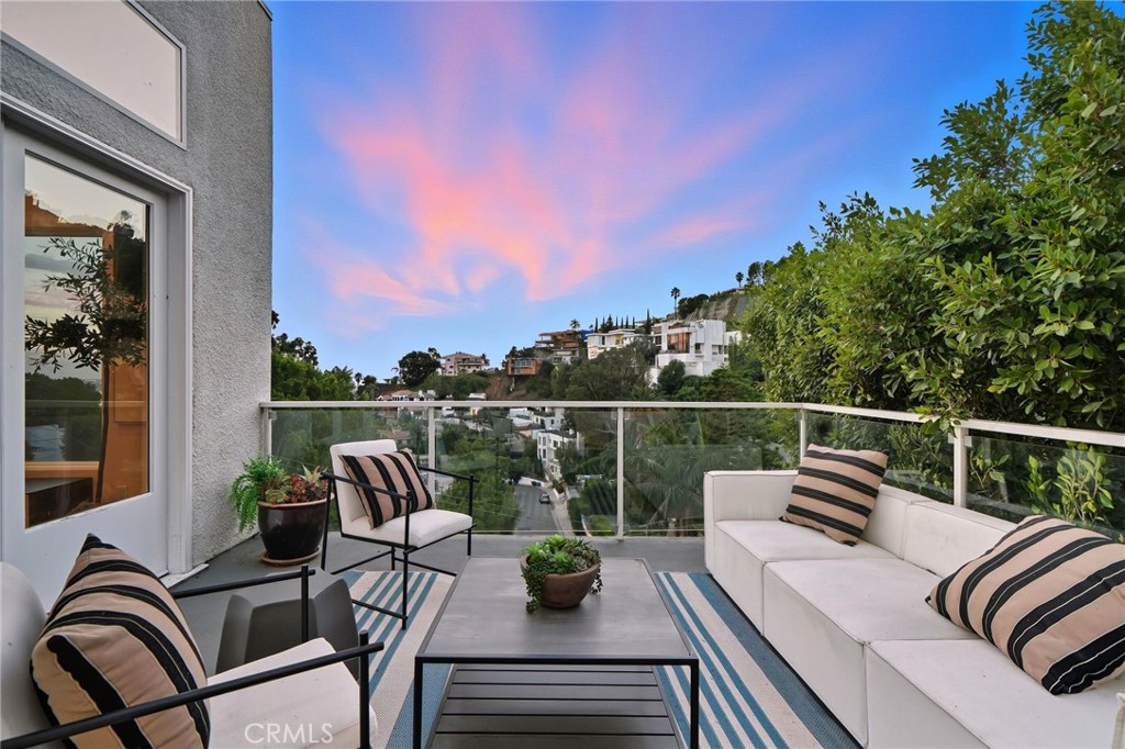 1690 N Crescent Heights