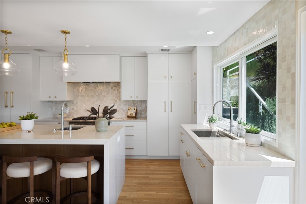 1690 N Crescent Heights