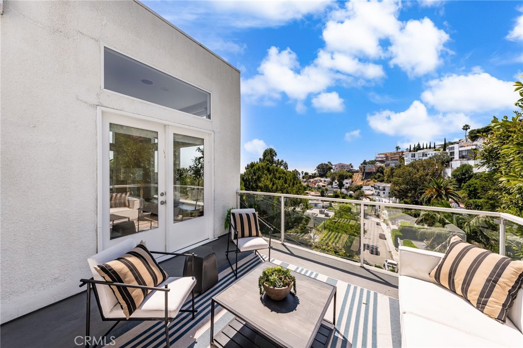 1690 N Crescent Heights