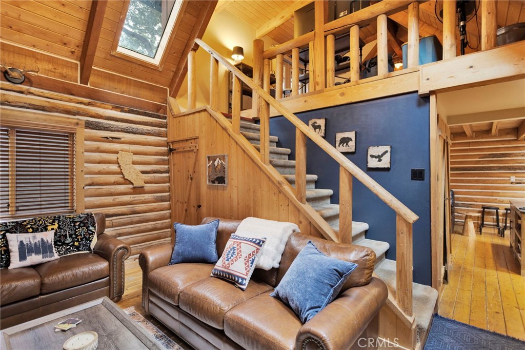 788 Buckingham Square