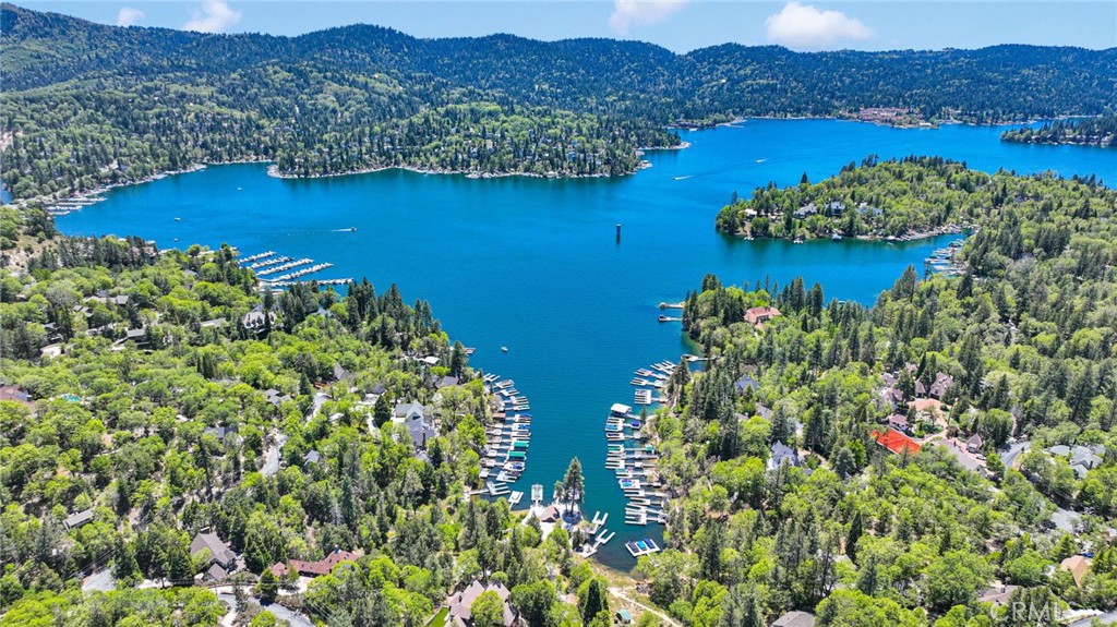 788 Buckingham Square