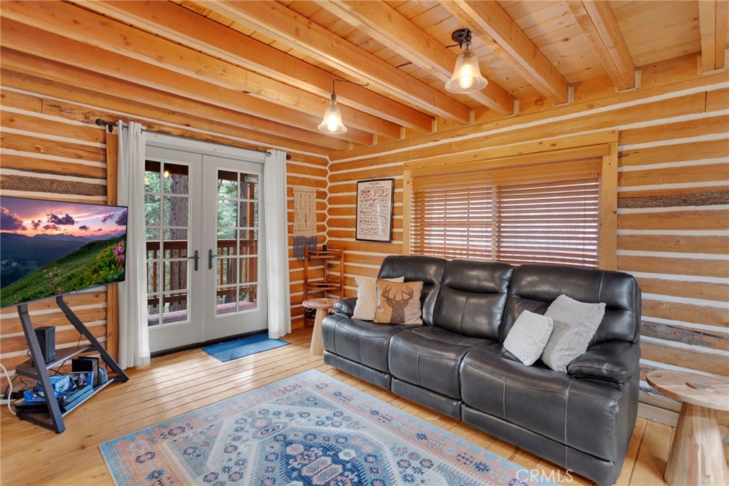 788 Buckingham Square