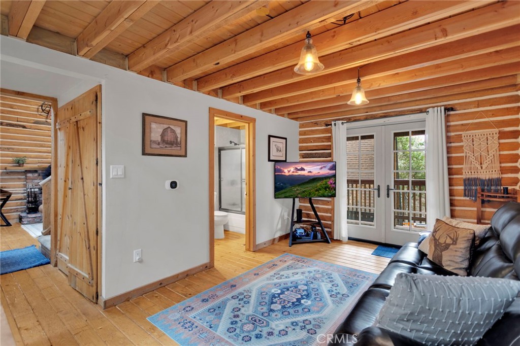 788 Buckingham Square