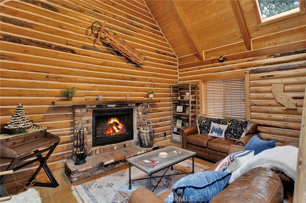 788 Buckingham Square