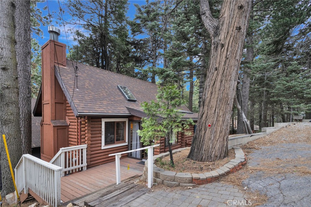 788 Buckingham Square