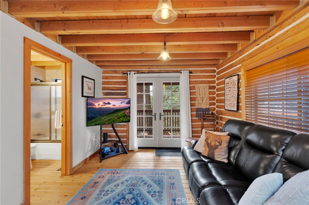 788 Buckingham Square