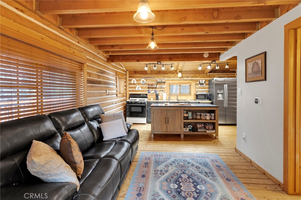 788 Buckingham Square