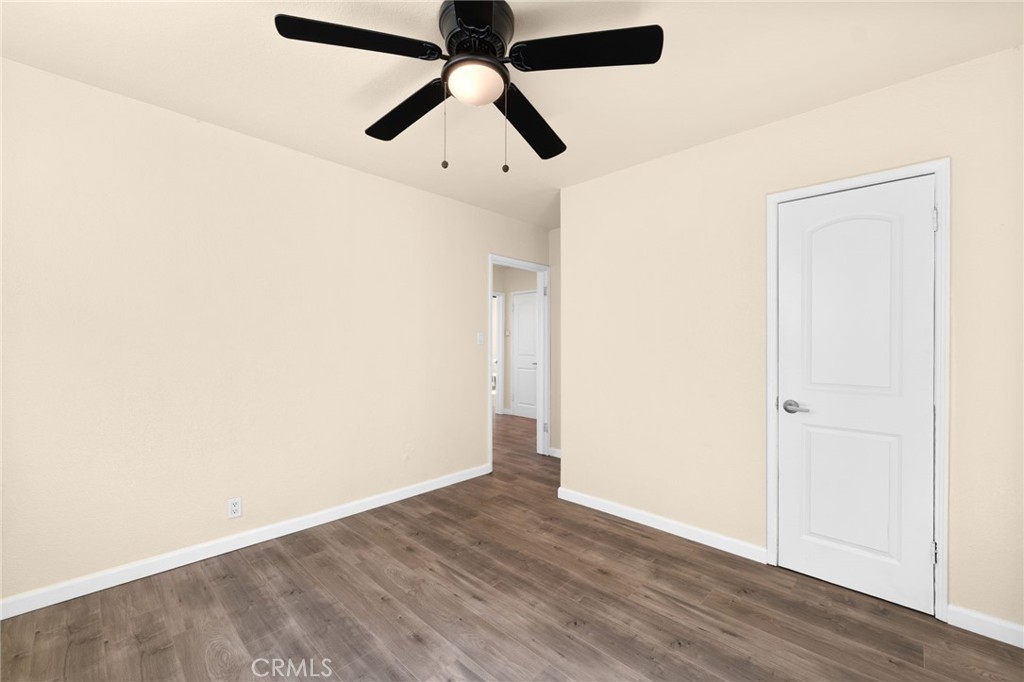 2046 W 112th