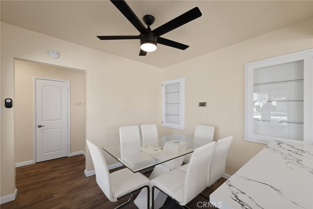 2046 W 112th