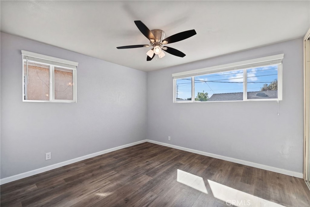 2046 W 112th