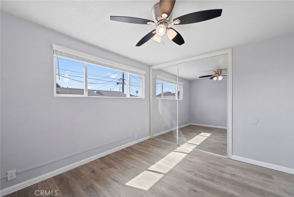 2046 W 112th