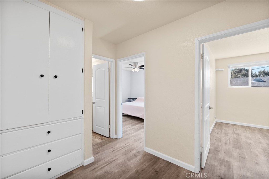 2046 W 112th