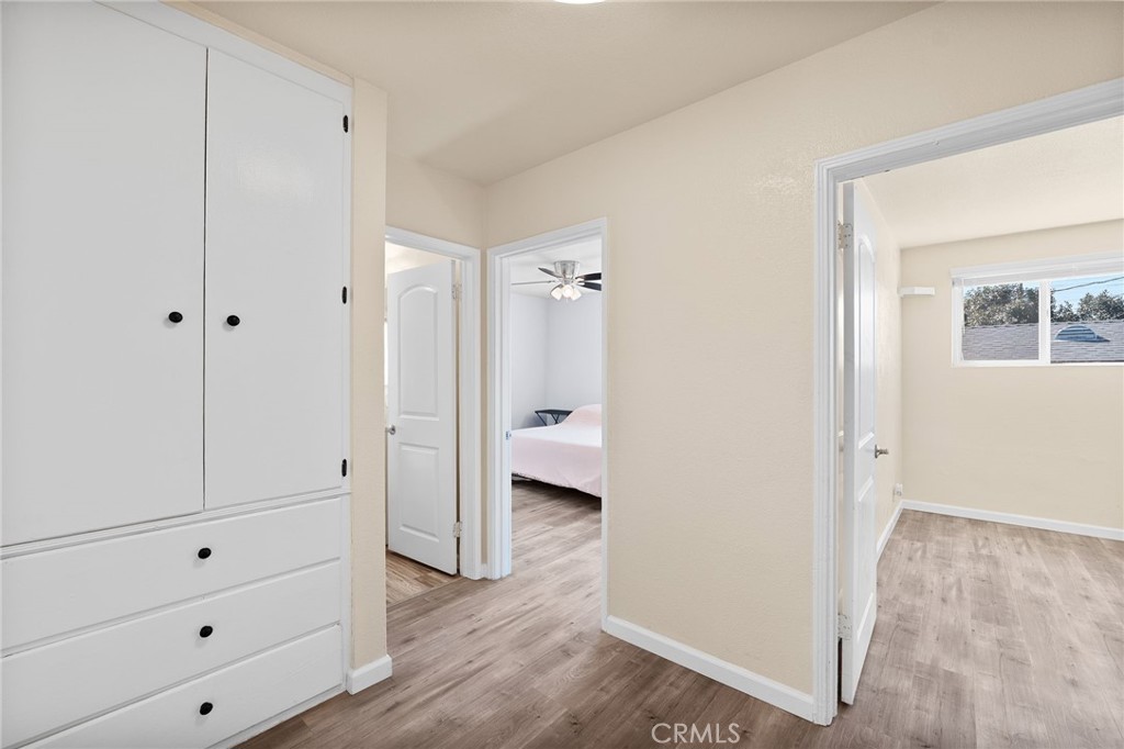 2046 W 112th