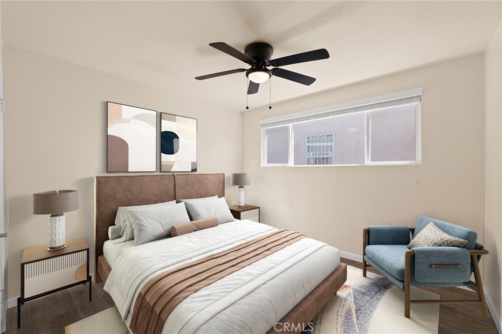 2046 W 112th