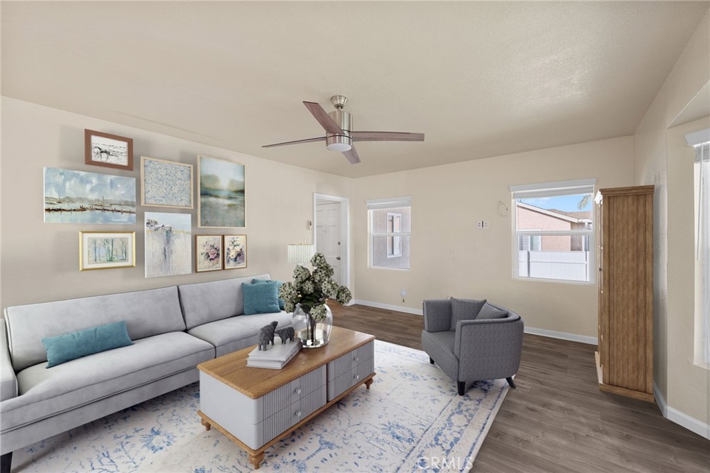 2046 W 112th