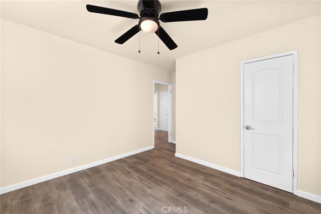 2046 W 112th