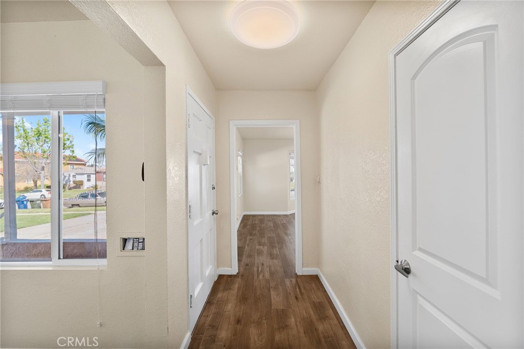 2046 W 112th