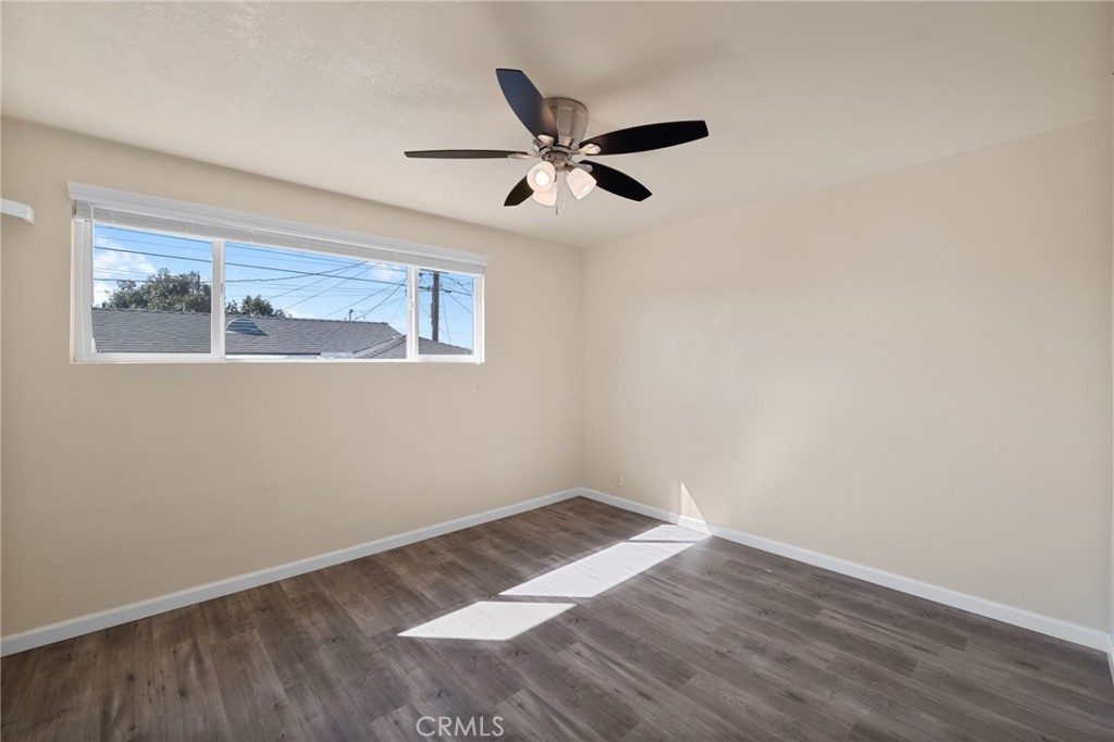 2046 W 112th