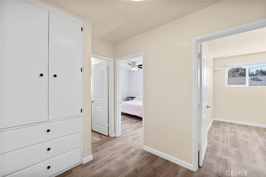 2046 W 112th
