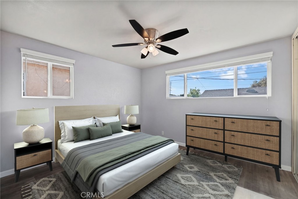 2046 W 112th