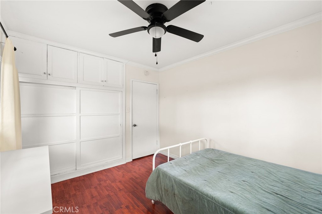 2335 Carfax