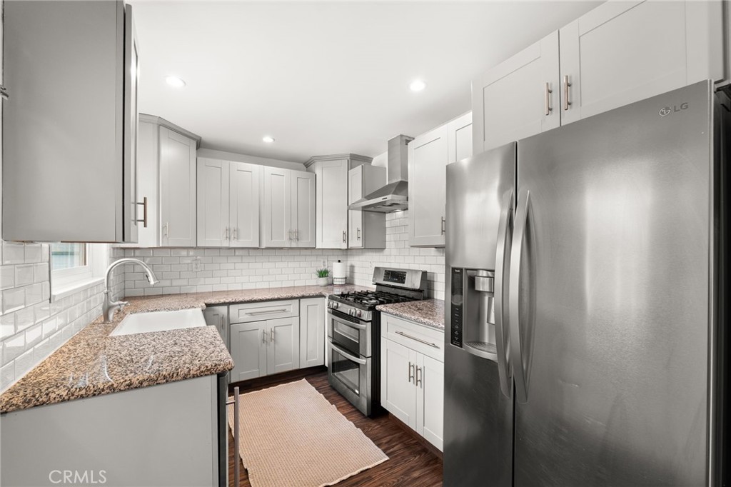 2335 Carfax