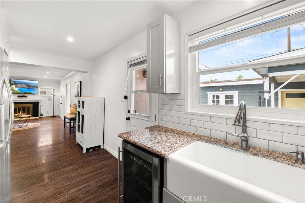 2335 Carfax
