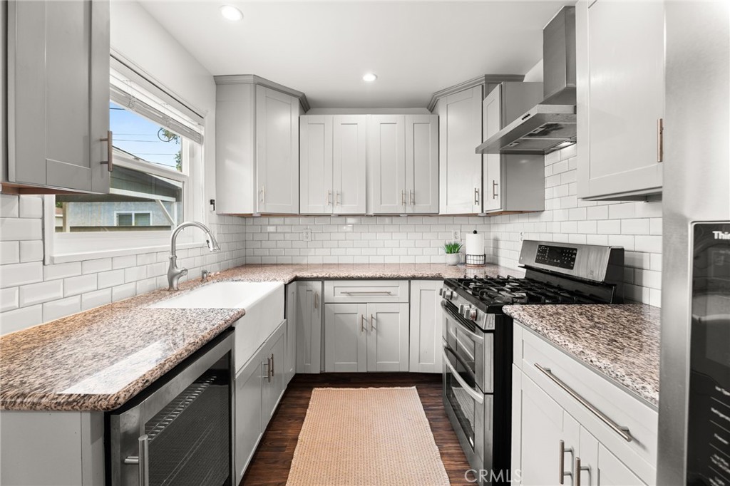 2335 Carfax