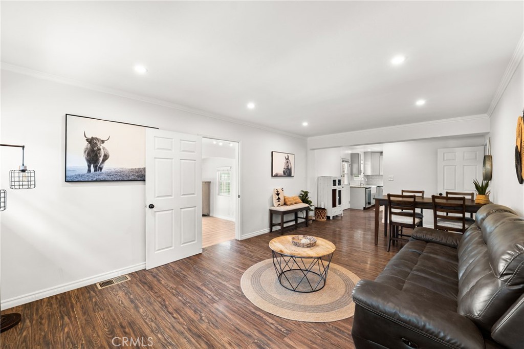 2335 Carfax