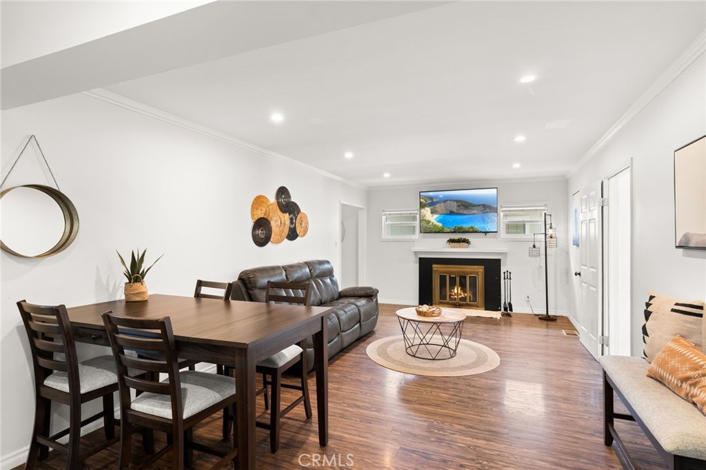 2335 Carfax