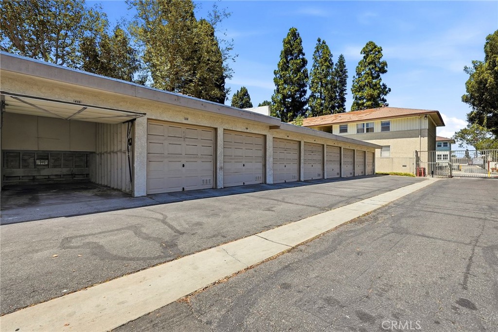 3610 Kalsman Dr 2