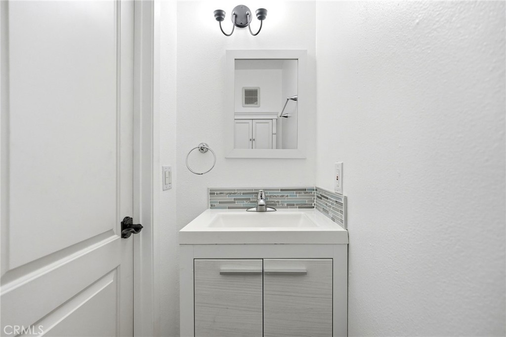 3610 Kalsman Dr 2