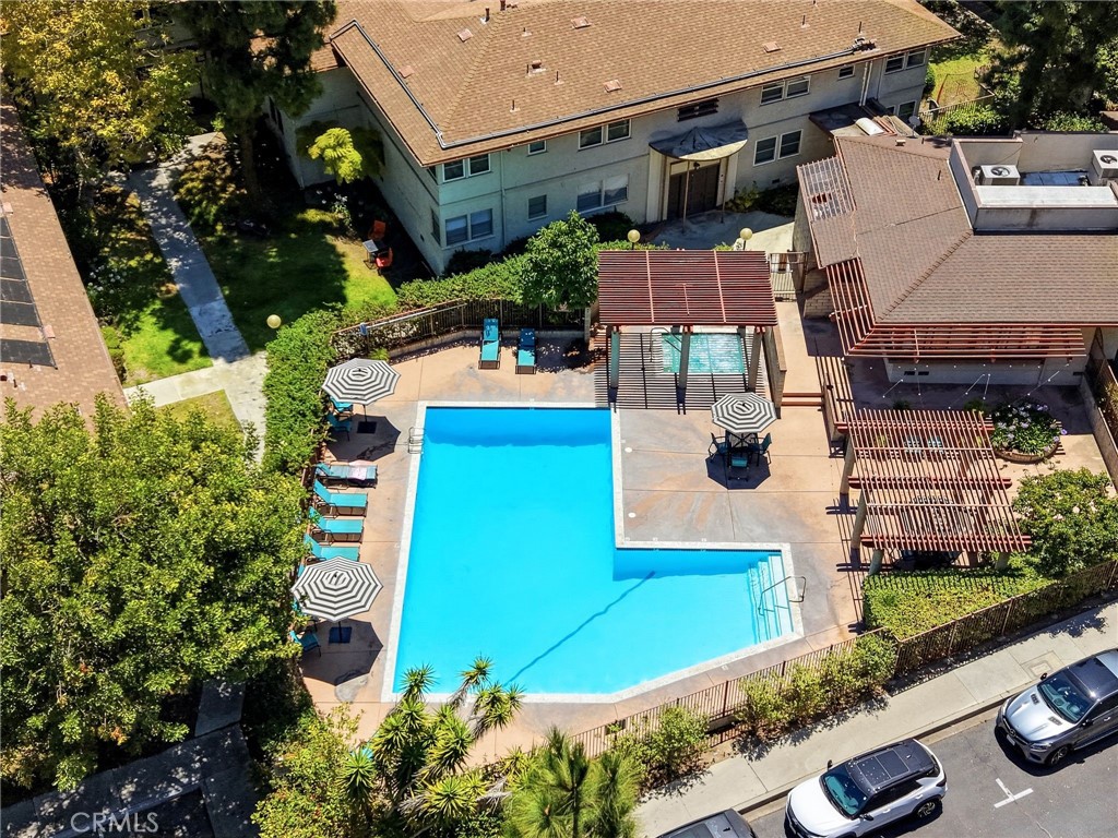 3610 Kalsman Dr 2