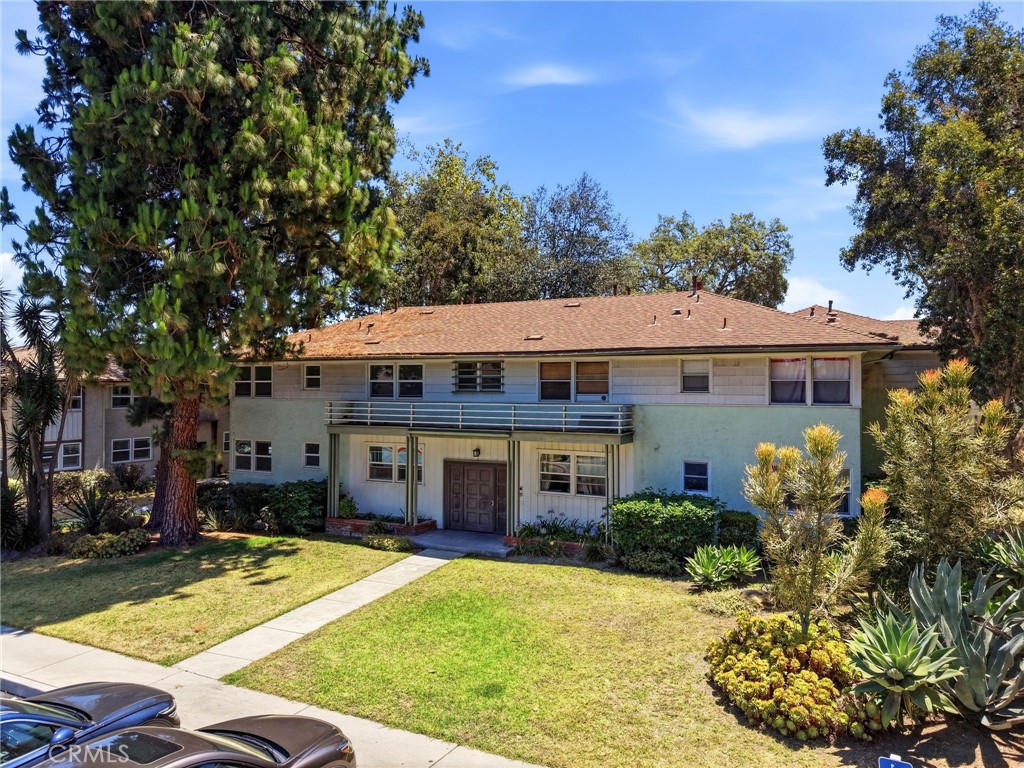 3610 Kalsman Dr 2
