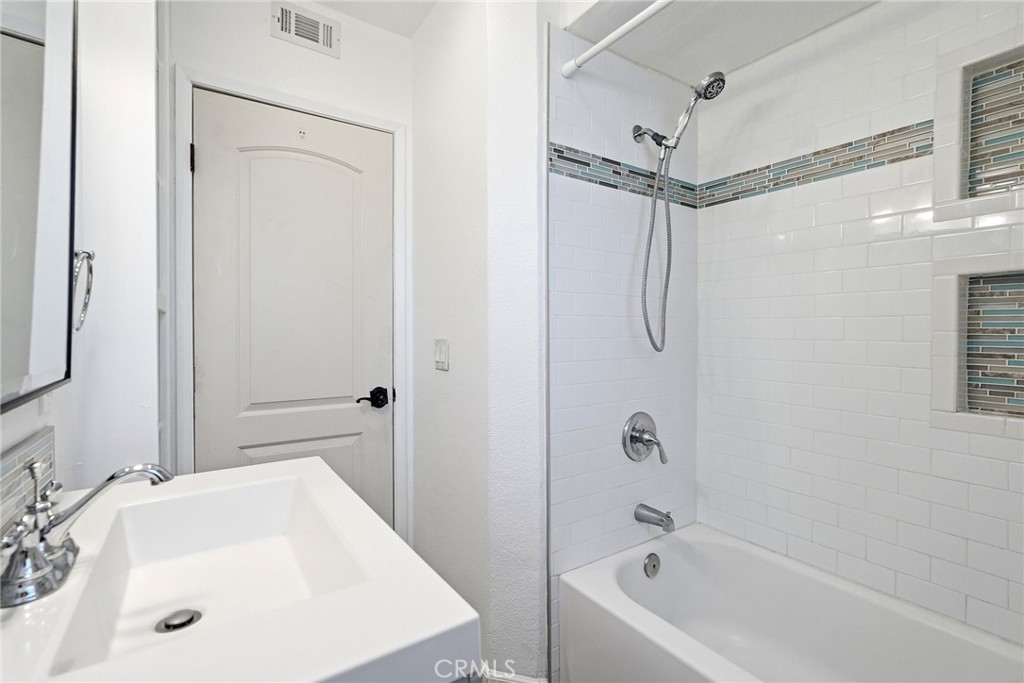 3610 Kalsman Dr 2