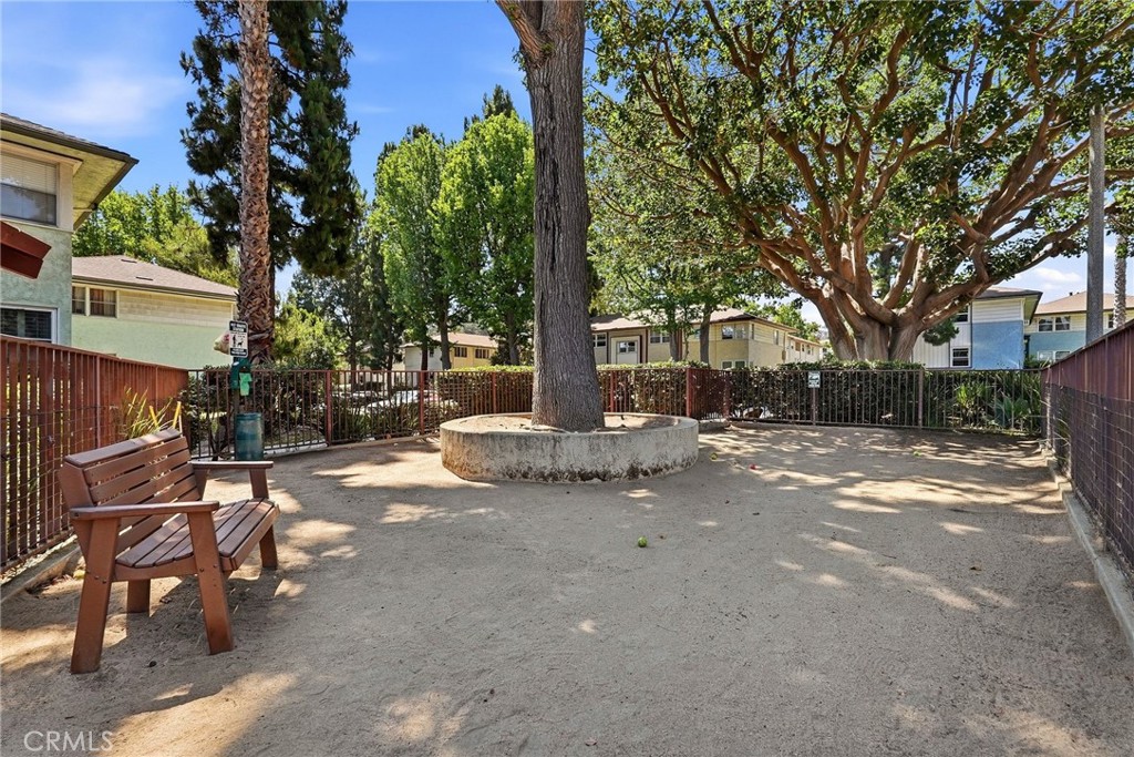 3610 Kalsman Dr 2