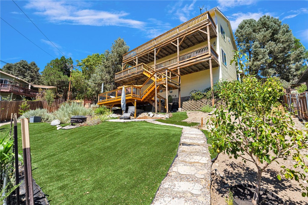 6284 Apple Vista
