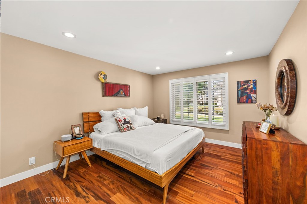 3860 Amberly