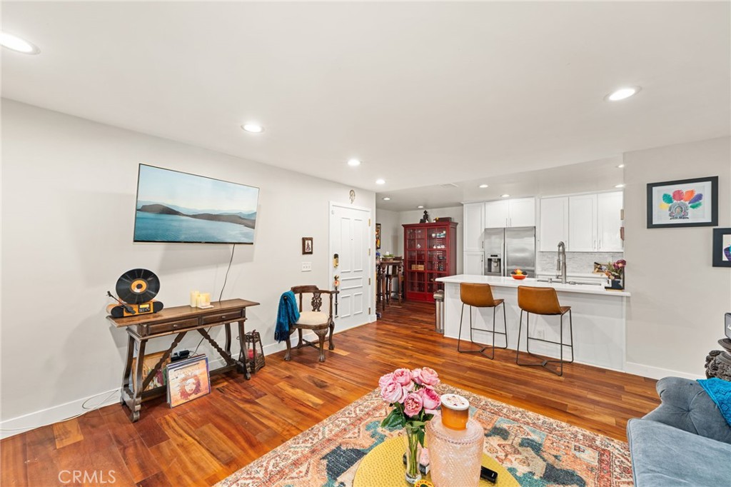 3860 Amberly