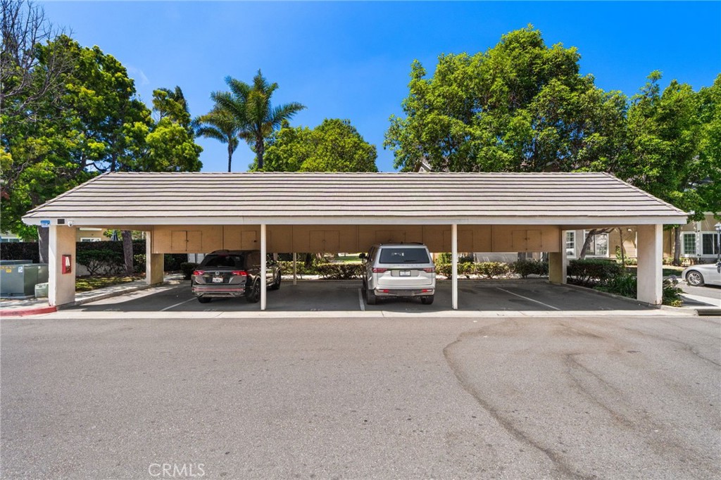 3860 Amberly