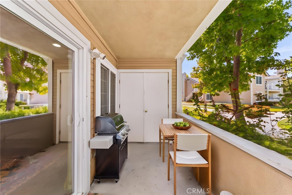 3860 Amberly