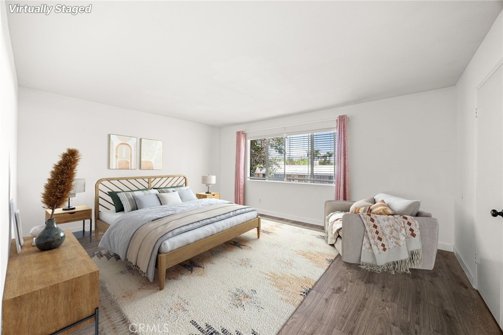 5582 Temple City Blvd