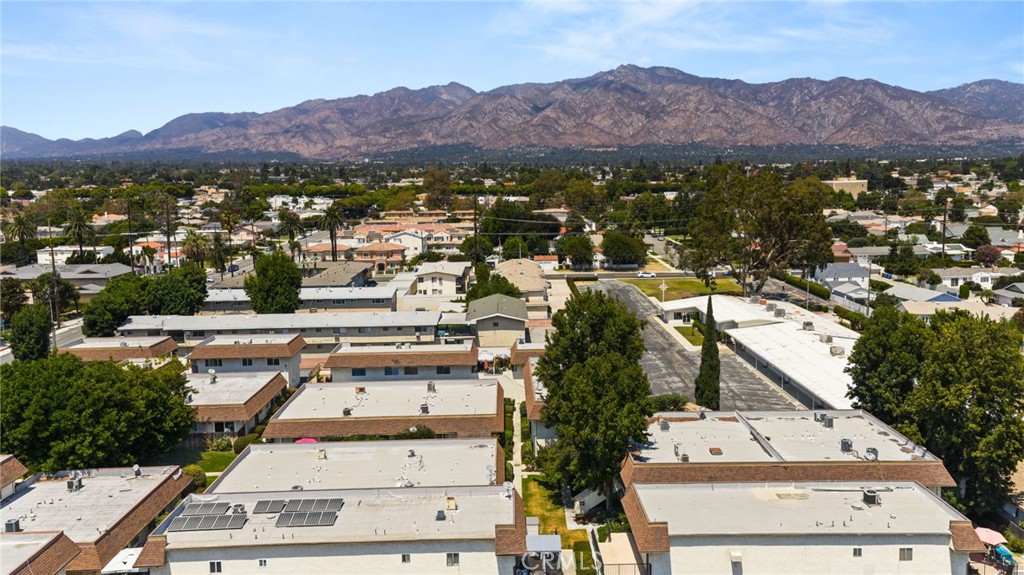 5582 Temple City Blvd
