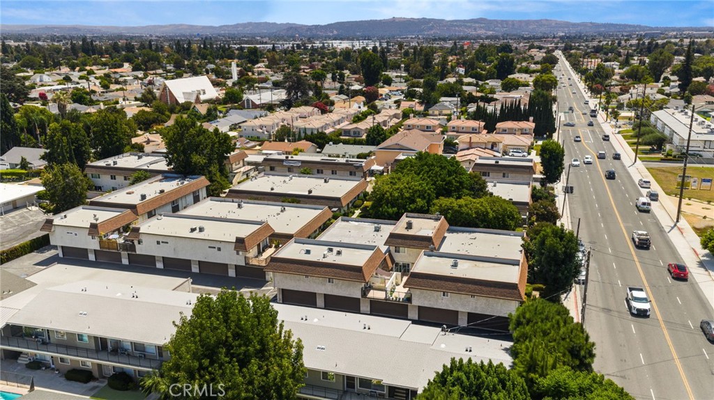5582 Temple City Blvd